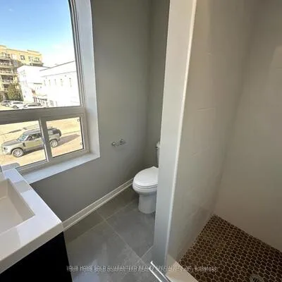 9, Wellington, Aurora Village, Aurora