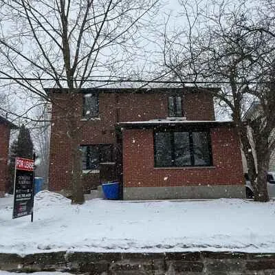 88, Spruce, Aurora Village, Aurora