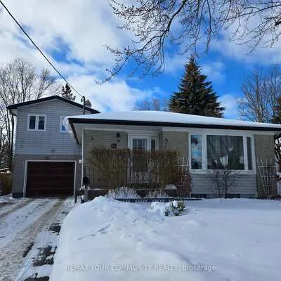 18, Collins, Aurora Heights, Aurora