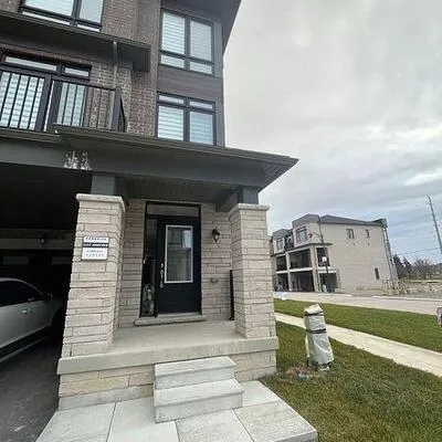 7, Griffith, Bayview Northeast, Aurora