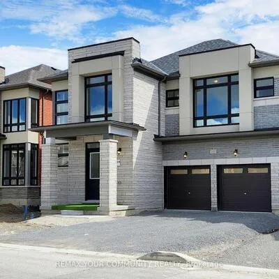 105,&nbsp;Halldorson, Bayview Northeast, Aurora