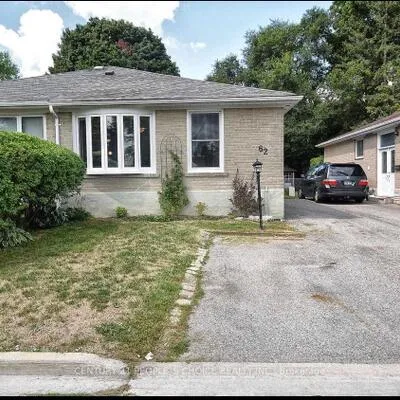 62,&nbsp;Tecumseh, Aurora Heights, Aurora