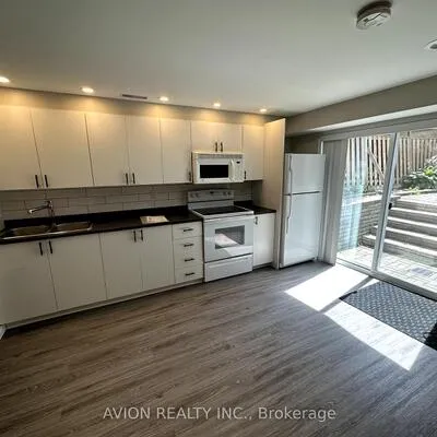 38,&nbsp;Rush, Bayview Wellington, Aurora