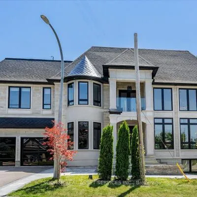 211,&nbsp;Kennedy, Aurora Village, Aurora