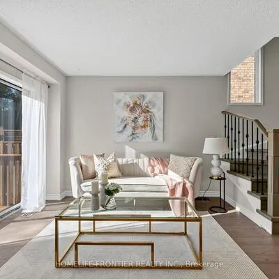 19, Bowler, Bayview Wellington, Aurora