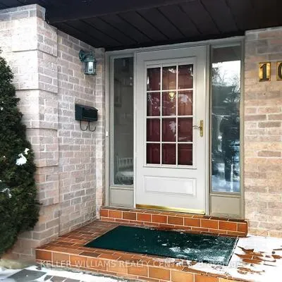 100, Timpson, Aurora Highlands, Aurora