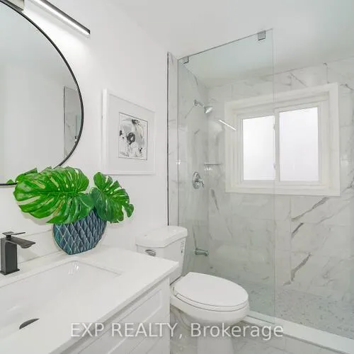 Premium freehold home for sale: 22, Jones, Aurora Highlands, Aurora