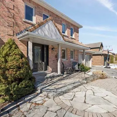 22, Trillium, Aurora Highlands, Aurora