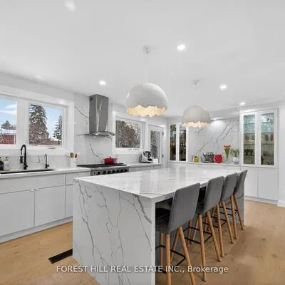 4, Holman, Aurora Highlands, Aurora