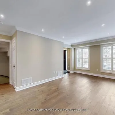 139, John West, Bayview Wellington, Aurora