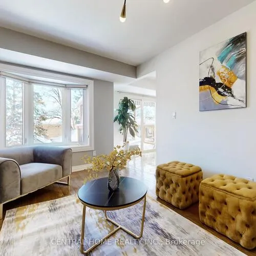 Premium freehold home for sale: 30, Moffat, Aurora Heights, Aurora