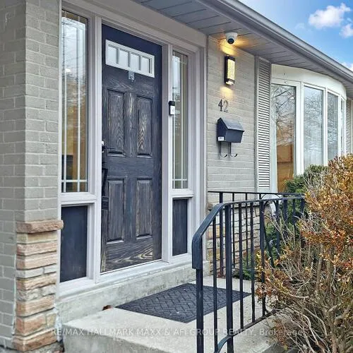 Premium freehold home for sale: 42, Devins, Aurora Heights, Aurora