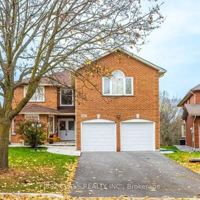 220,&nbsp;Timpson, Aurora Highlands, Aurora