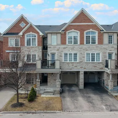 Premium freehold home for sale: 70, Minlow, Rural Aurora, Aurora