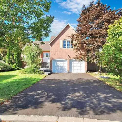 Premium freehold home for sale: 14, Laurwood, Aurora Heights, Aurora