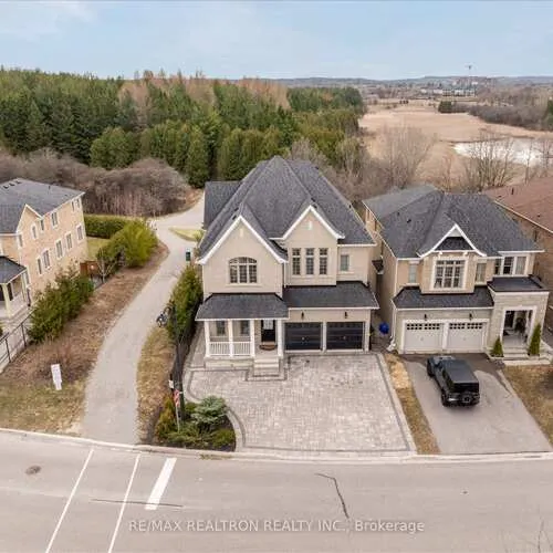 Premium freehold home for sale: 150, Crane, Rural Aurora, Aurora