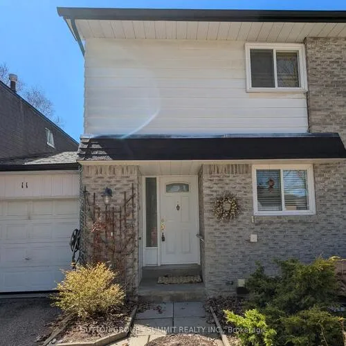 Premium freehold home for sale: 11, St Andrew's, Hills of St Andrew, Aurora