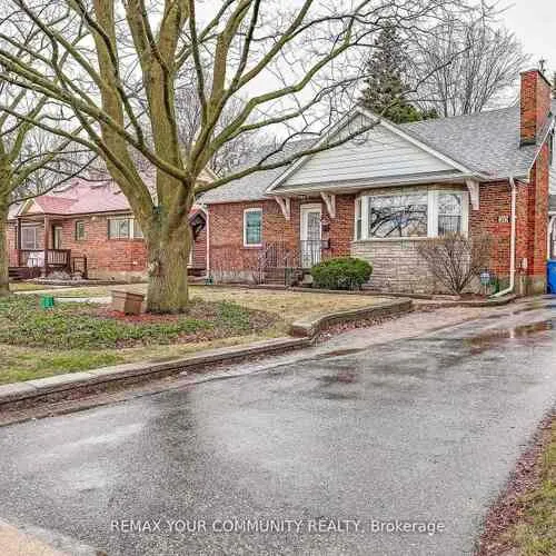 Premium freehold home for sale: 30, Dunning, Aurora Village, Aurora