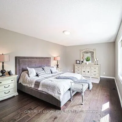 204,&nbsp;Ivy Jay, Bayview Northeast, Aurora