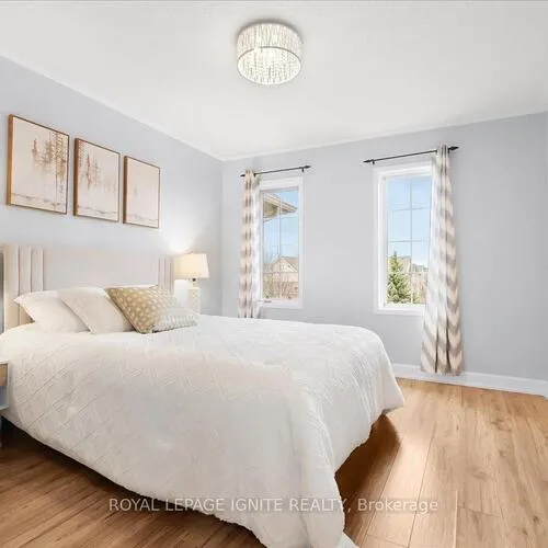Premium freehold home for sale: 61, Baywell, Bayview Wellington, Aurora