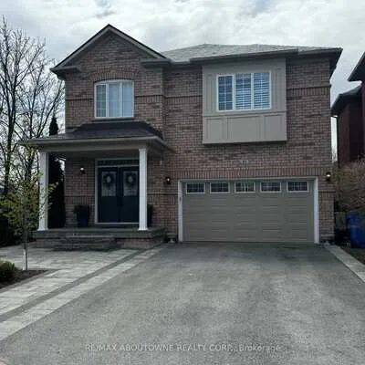 85,&nbsp;Earl Stewart, Bayview Wellington, Aurora
