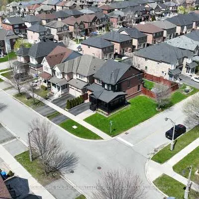 41,&nbsp;Mosley, Aurora Village, Aurora