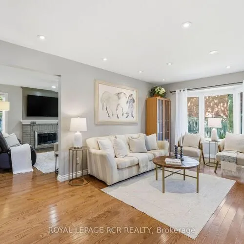 Premium freehold home for sale: 46, Tannery Creek, Aurora Highlands, Aurora