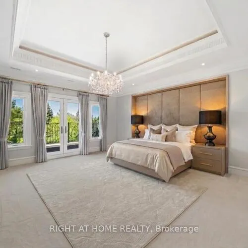 Premium freehold home for sale: 16, Sirona's, Bayview Southeast, Aurora