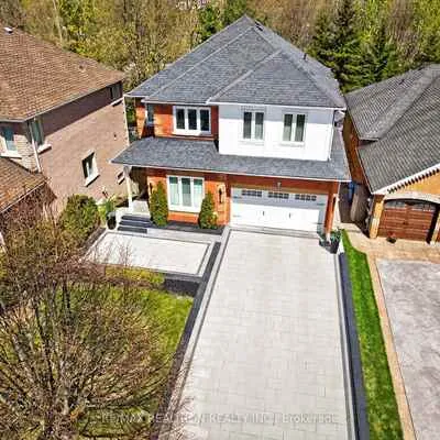 5,&nbsp;Yvonne, Bayview Wellington, Aurora