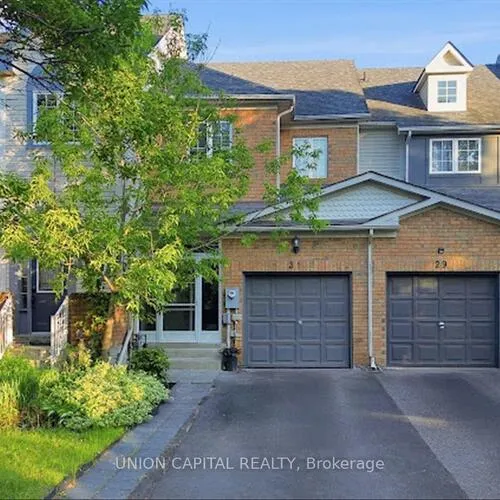 Premium freehold home for sale: 31, Ochalski, Bayview Wellington, Aurora