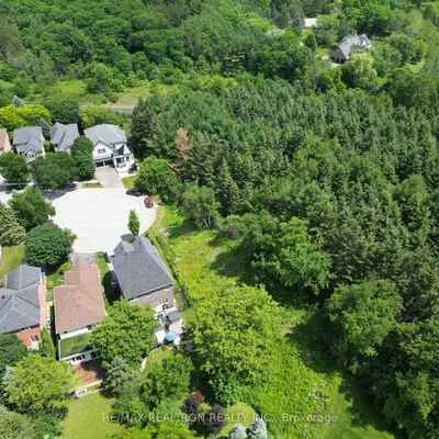 119,&nbsp;Stemmle, Aurora Highlands, Aurora
