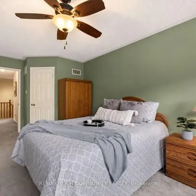 126,&nbsp;Woodroof, Bayview Wellington, Aurora