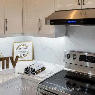 97,&nbsp;Zokol, Bayview Northeast, Aurora