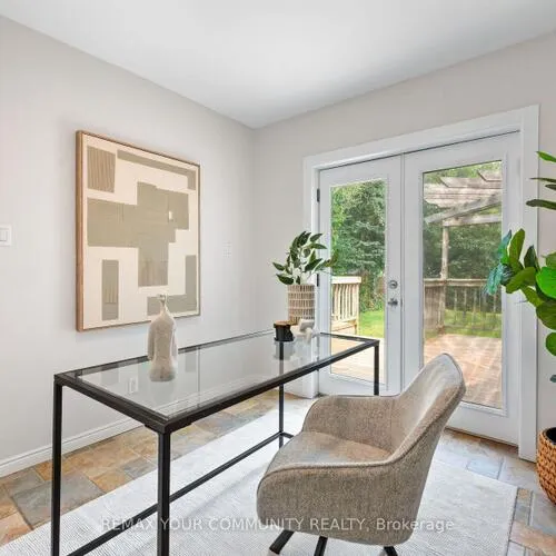 Premium freehold home for sale: 23, Richardson, Aurora Highlands, Aurora
