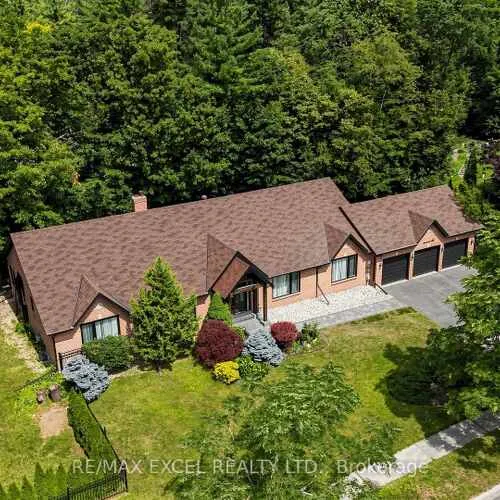 Premium freehold home for sale: 45, Pineneedle, Hills of St Andrew, Aurora