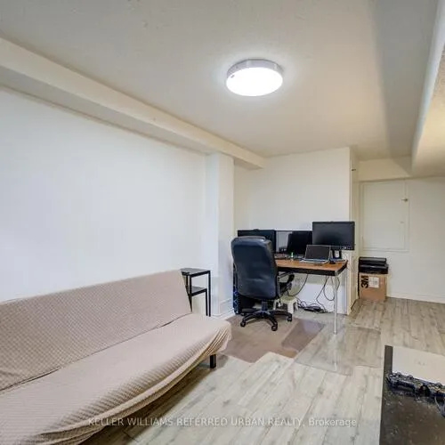 Premium freehold home for sale: 19, Evelyn Buck, Bayview Wellington, Aurora