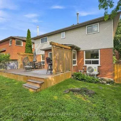 23,&nbsp;Twelve Oaks, Aurora Village, Aurora