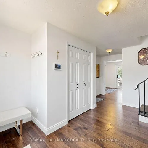 Premium freehold home for sale: 20, Oak, Aurora Village, Aurora