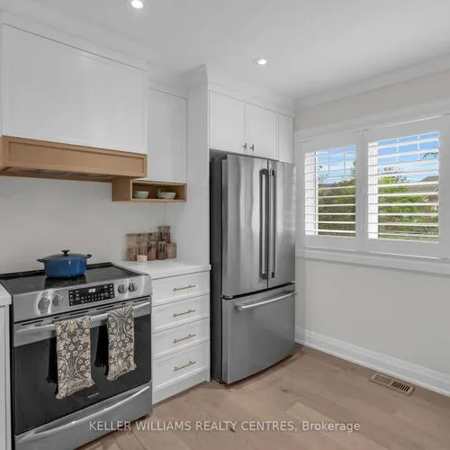 Premium freehold home for sale: 37, Bowler, Bayview Wellington, Aurora