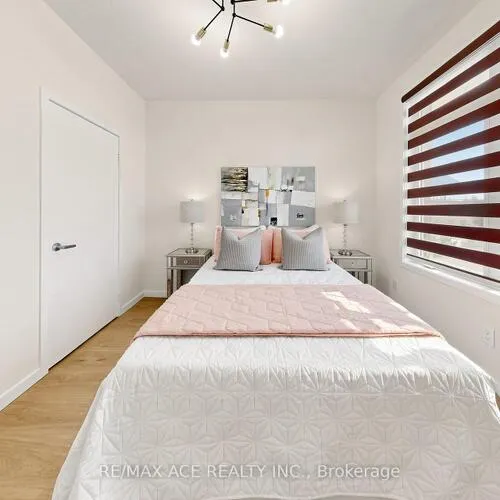 Premium freehold home for sale: 368, Elyse, Bayview Northeast, Aurora