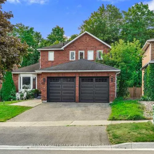 Premium freehold home for sale: 133, Heathwood Heights, Hills of St Andrew, Aurora