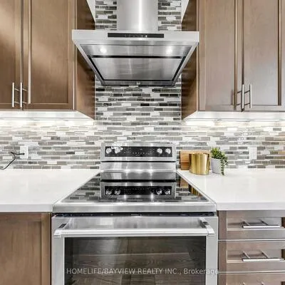 240,&nbsp;Elyse, Bayview Northeast, Aurora