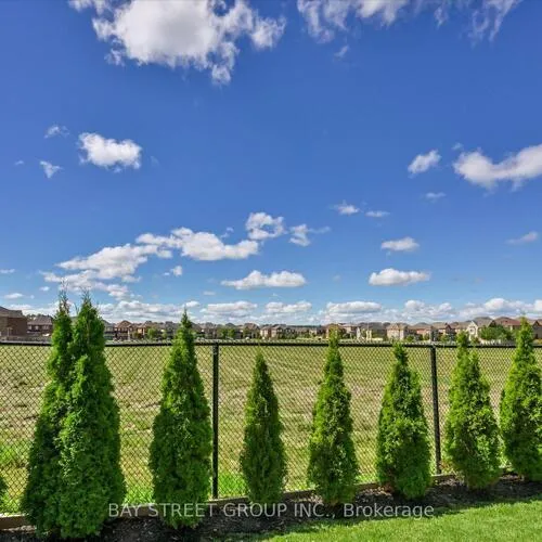 Premium freehold home for sale: 62, Roth, Rural Aurora, Aurora