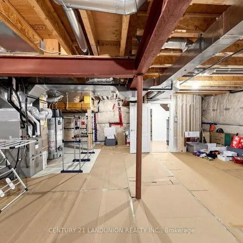 Premium freehold home for sale: 211, Touch Gold, Bayview Southeast, Aurora