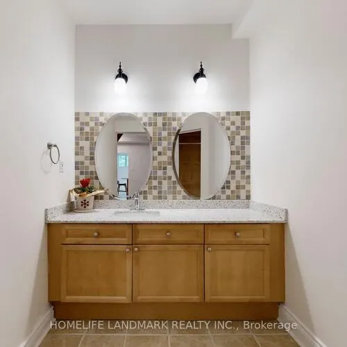 Premium freehold home for sale: 90, Offord, Bayview Southeast, Aurora