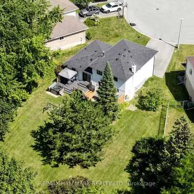 20,&nbsp;Oak, Aurora Village, Aurora