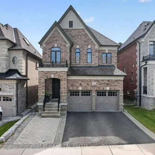 Premium freehold home for sale: 18, Hackwood, Aurora Grove, Aurora