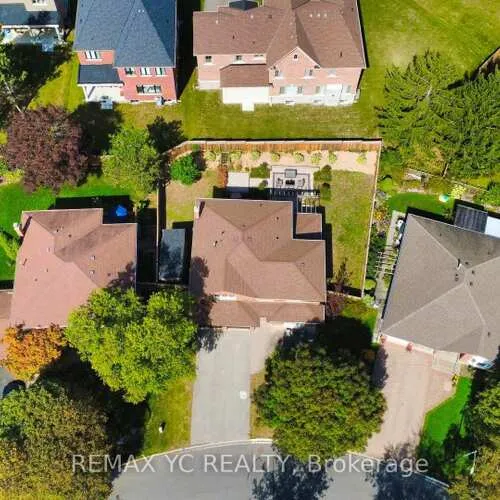 Premium freehold home for sale: 4, Simmons, Aurora Highlands, Aurora