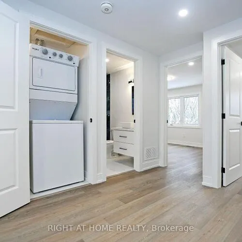 Premium freehold home for sale: 8, Hill, Aurora Heights, Aurora