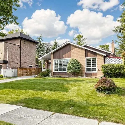 Premium freehold home for sale: 43, Seaton, Aurora Highlands, Aurora